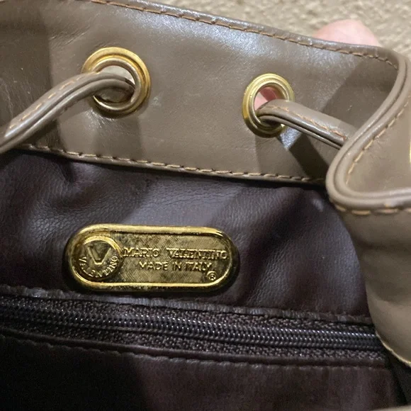 Beautiful Mario Valentino bucket bag.  No call outs.  Slightly used.  🔥🔥🔥 - Picture 8 of 12